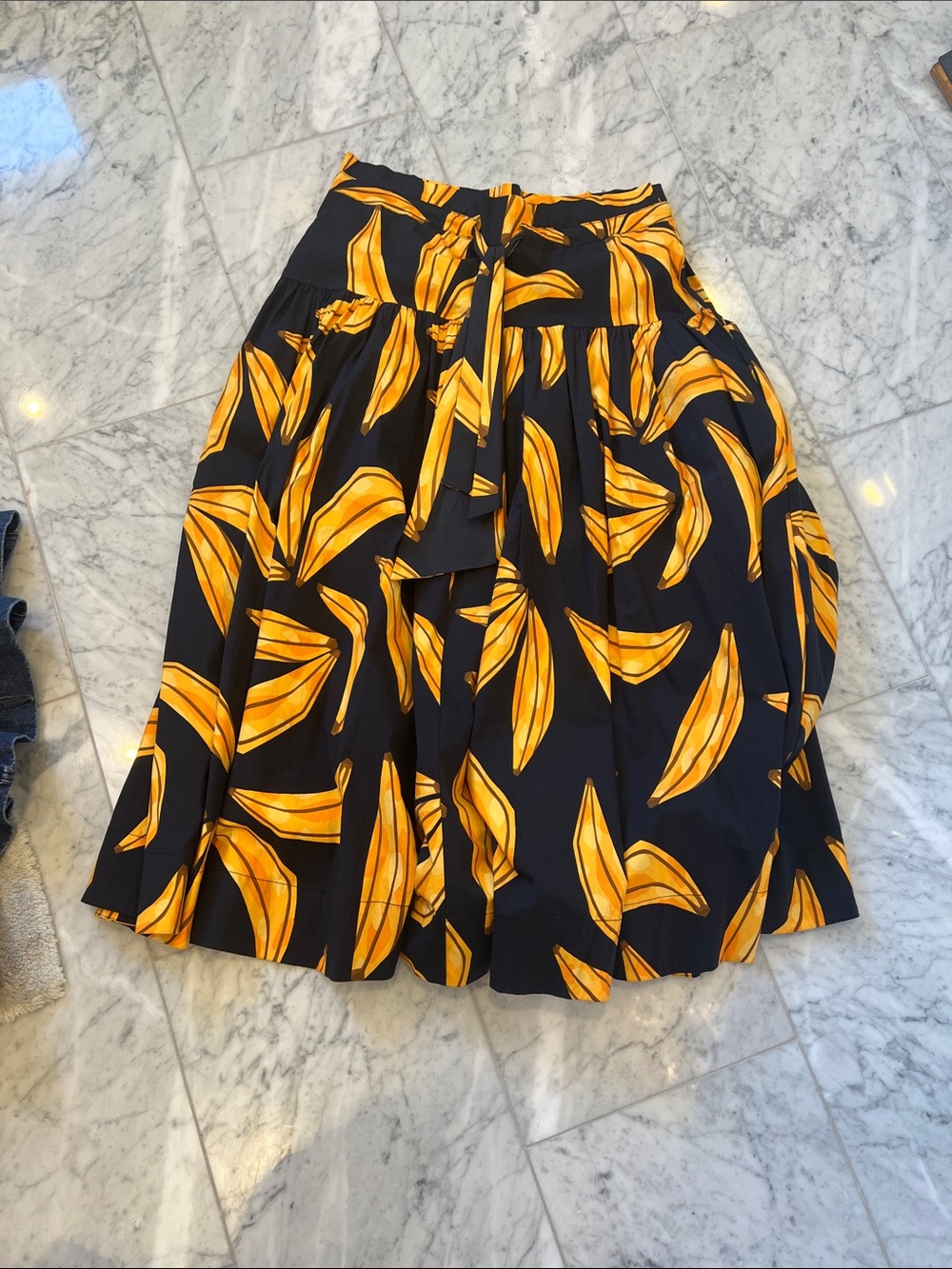 Farm Rio Black Skirt with Bold Yellow banana Print. Paper bag waist size S